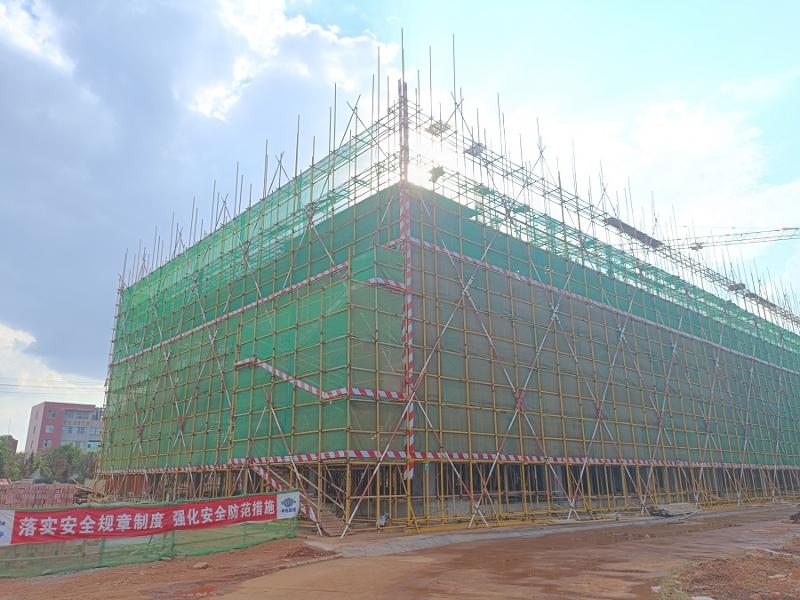 市政公司岳陽高新區(qū)項(xiàng)目開展“保安全、抓質(zhì)量、促生產(chǎn)”活動(dòng)