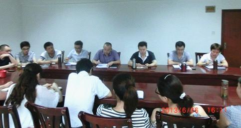 建筑分公司開展轉(zhuǎn)作風(fēng)、反腐倡廉宣傳教育學(xué)習(xí)活動