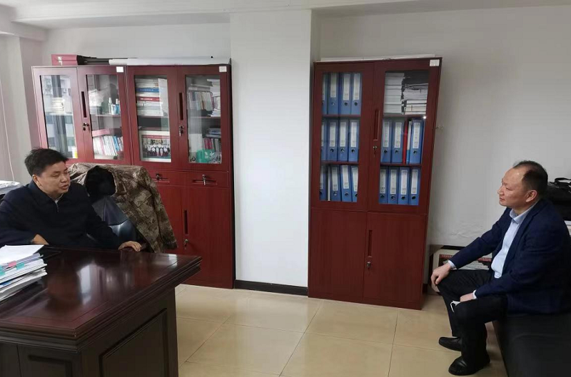 加快推進南區(qū)改造項目！周鴻拜訪岳陽樓區(qū)區(qū)委書記曾平原