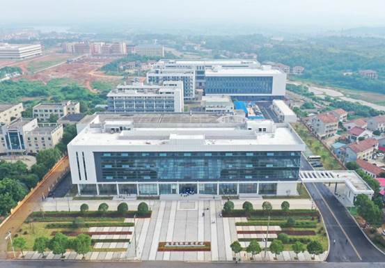 歡慶七十載，品牌引領(lǐng)在行動（九）丨市政公司岳陽高新區(qū)標(biāo)準(zhǔn)化廠房項(xiàng)目獲湖南省優(yōu)質(zhì)工程獎