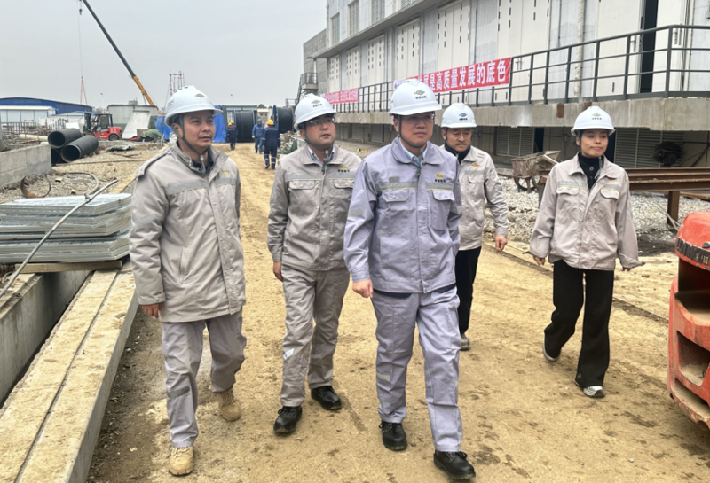 唐文方到公司湖北兩項目督導“大干四季度”會戰(zhàn)工作